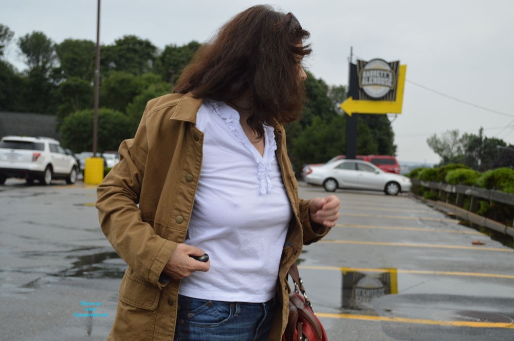 Pic #1Locating The Car - Public Place