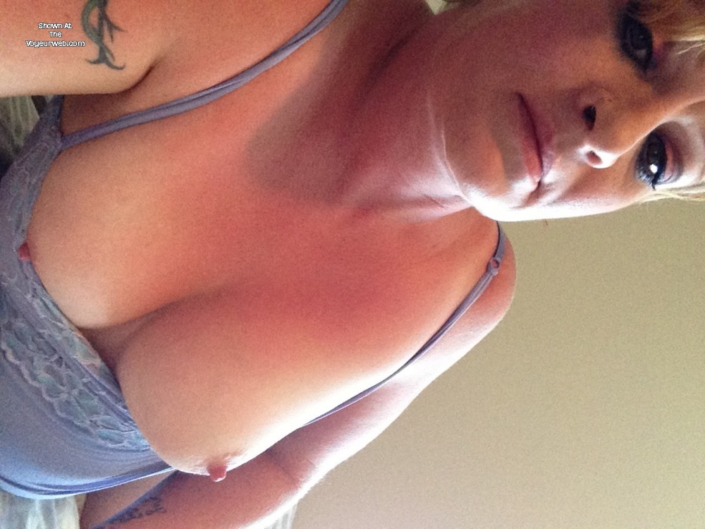 Pic #1 My medium tits - Tiffany