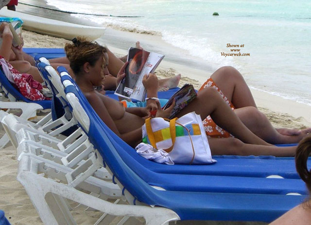 Pic #1Some Hot Girls In The Dominican Republic