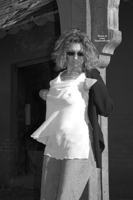 Pic #1Ann Arbor Wife Unstained