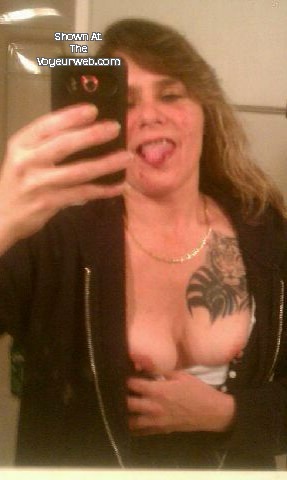 Pic #1 Medium tits of my girlfriend - Jennie my Angel