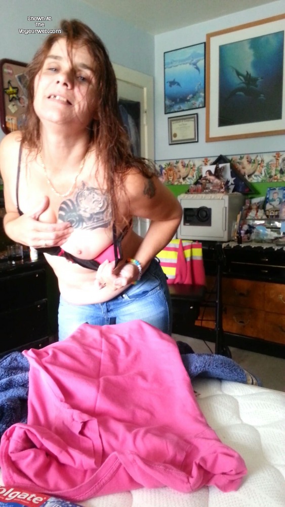 Pic #1 Medium tits of my girlfriend - Jennie my Angel