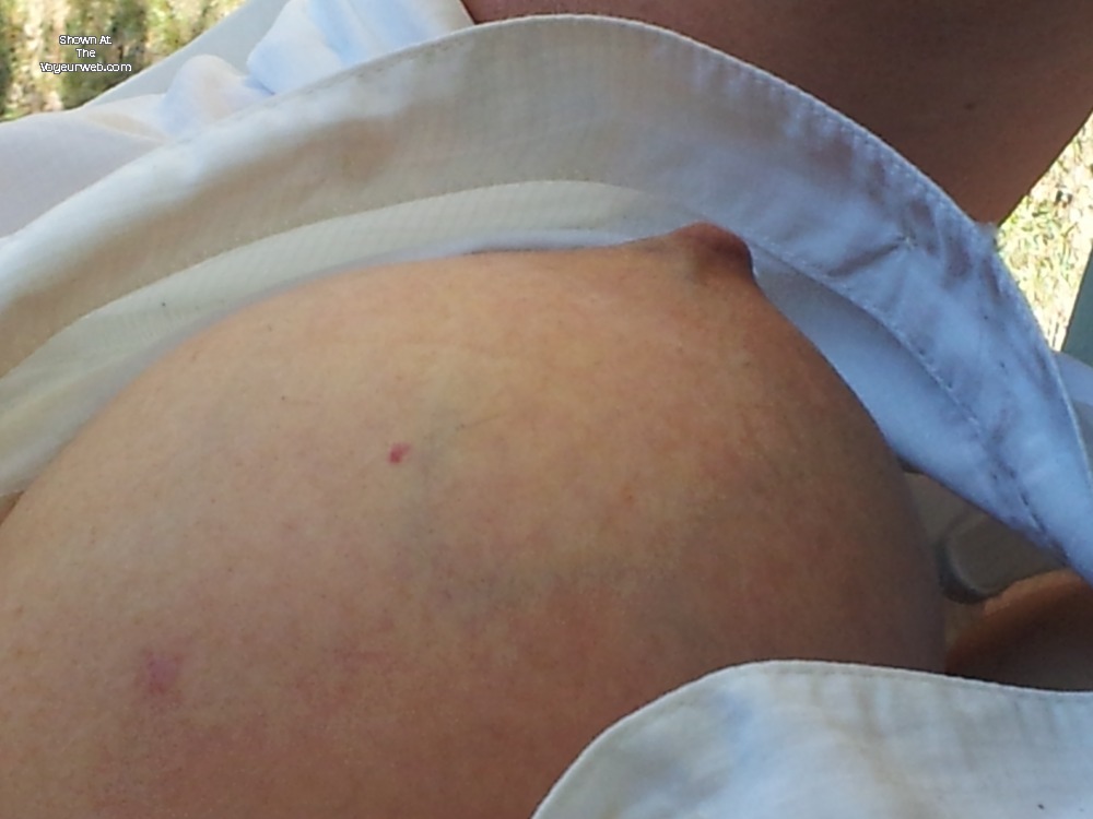 Pic #1 Very large tits of my girlfriend - ronni