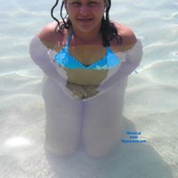 Pic #1 Maria E I - Beach, Bikini Voyeur, Brunette