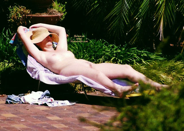 Pic #1Nudist Wife