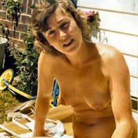 Early Colour - Brunette