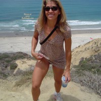 Brunette - Blacks Beach