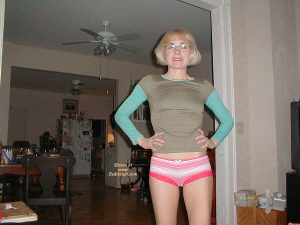 Pic #1These R Pic's Of The Girl