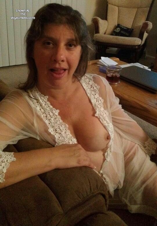 Pic #1 Small tits of my girlfriend - lisa