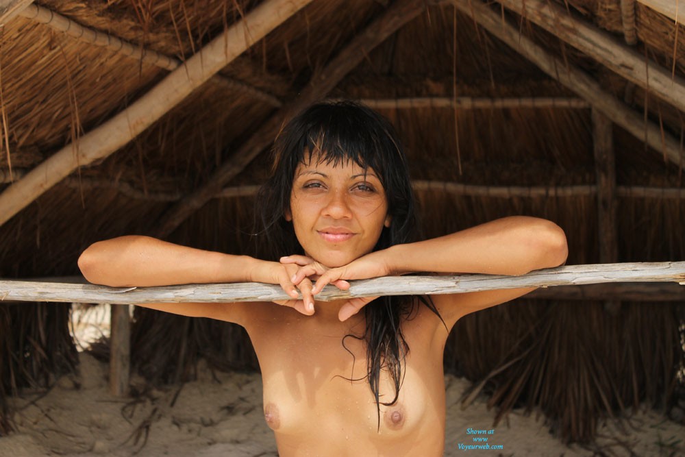 Pic #1 Nelly And Tulum - Beach, Brunette