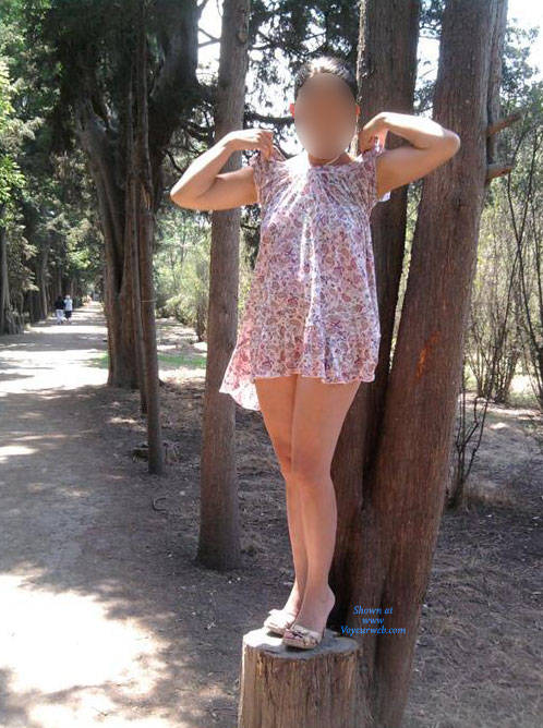 Pic #1Nude Girl:&nbsp;Werita Topless 1