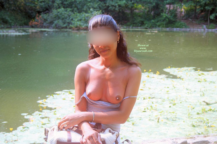 Pic #1 Sexy Young Wife Likes To Show