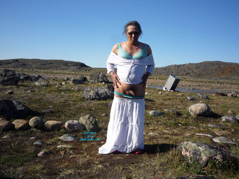 Pic #1M* Around Town in Iqaluit and Yellowknife