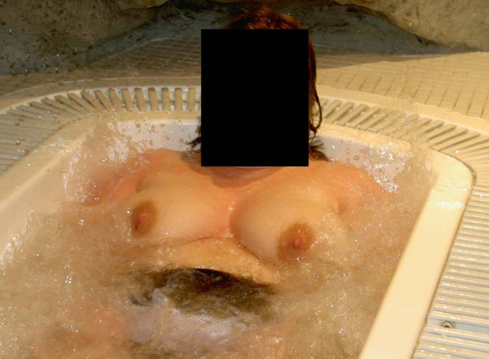 Pic #1 My large tits - myself