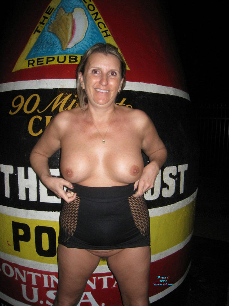 Pic #1Alex In Key West - Big Tits, Flashing, Public Exhibitionist, Public Place