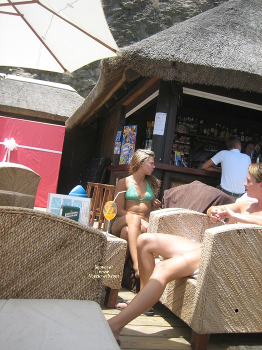 Pic #1Spanish Girl Bar And Shower