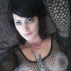 Pic #1 Milf, Titties And Nets - Brunette