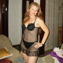 Pic #1 Casada Experimentando Lingerie - Lingerie, Redhead