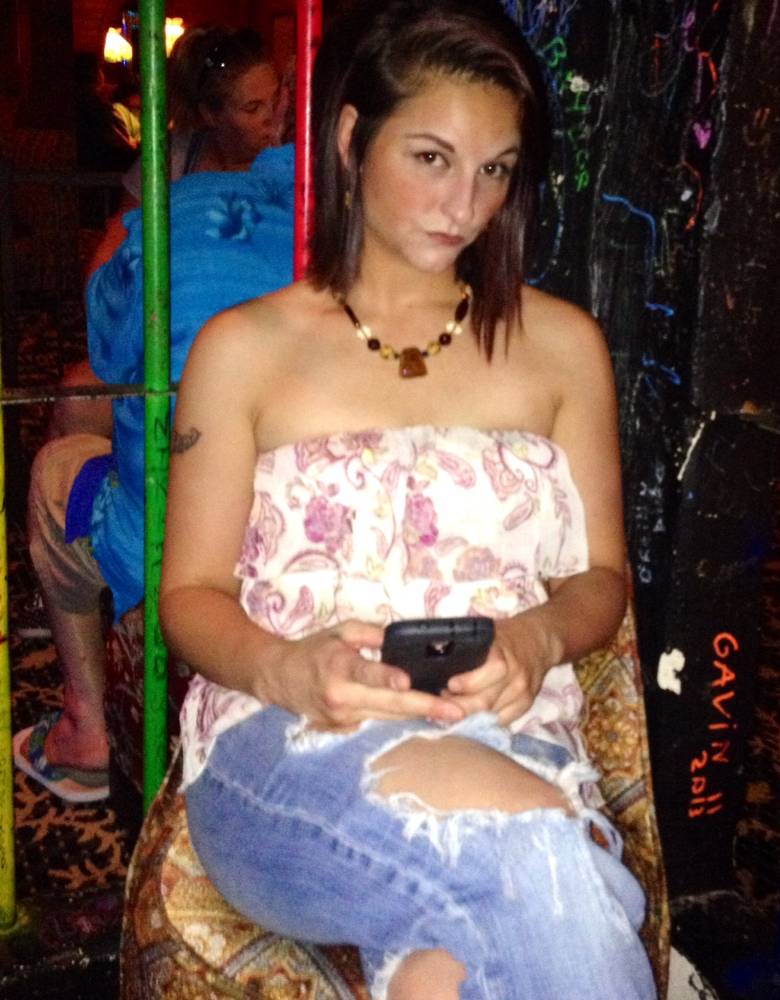 Pic #1 My room mate's ass - Surprise 