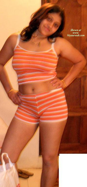 Pic #1Mahima Likes To Pose
