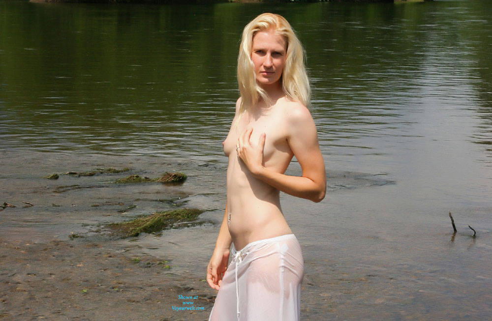 Pic #1A Few From The River - Nature, Blonde