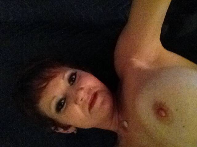 Pic #1 My medium tits - Mandabear