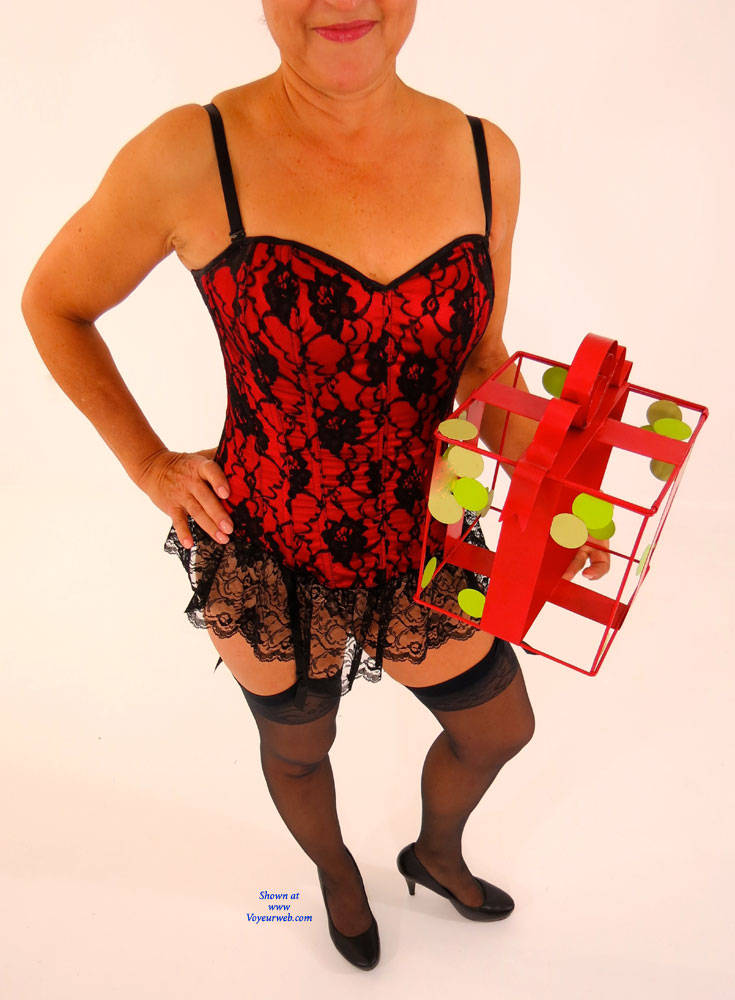 Pic #1Mariska Ready For Santa - High Heels Amateurs, Lingerie
