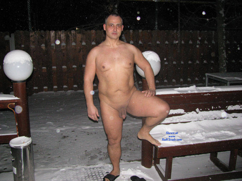 Pic #1M* Nude In Snow