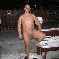 Pic #1M* Nude In Snow