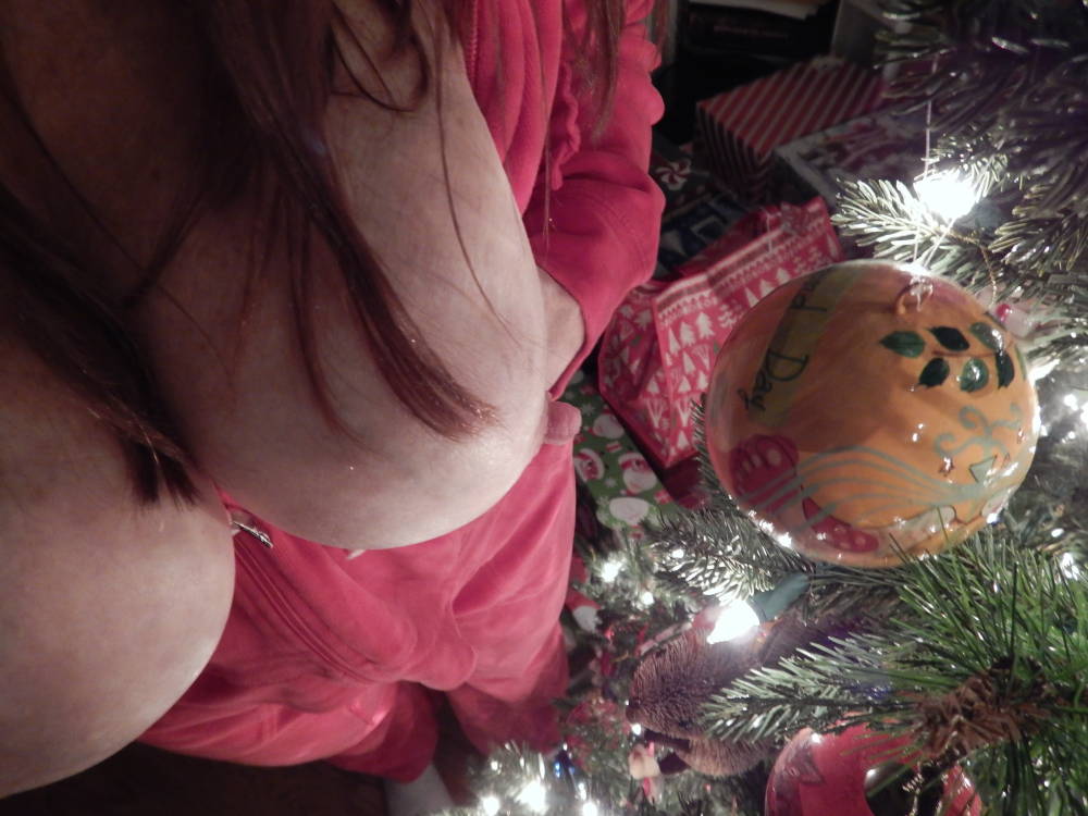 Pic #1 Large tits of my wife - Britsgal