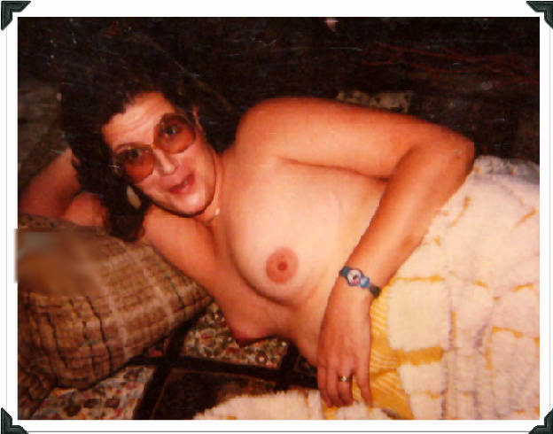 Pic #1 My small tits - Eva D
