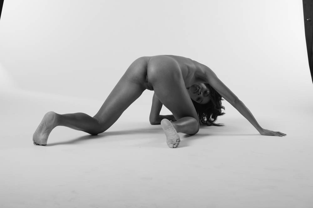 Pic #1 My girlfriend's ass - Jane