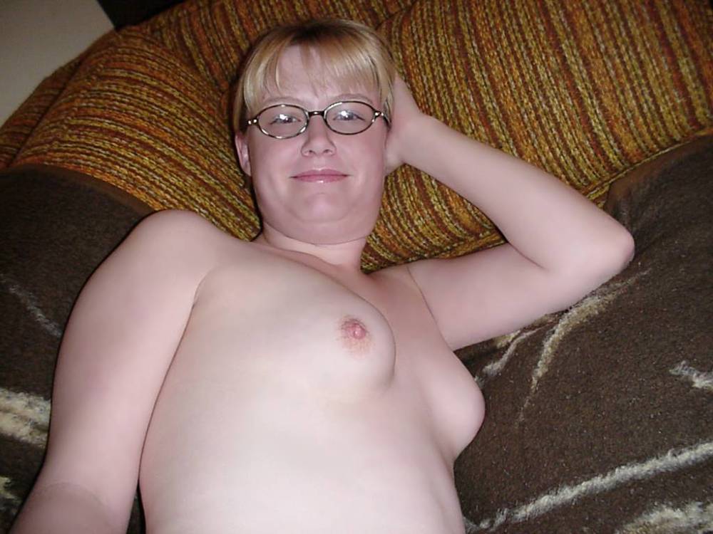 Pic #1 My small tits - Erin
