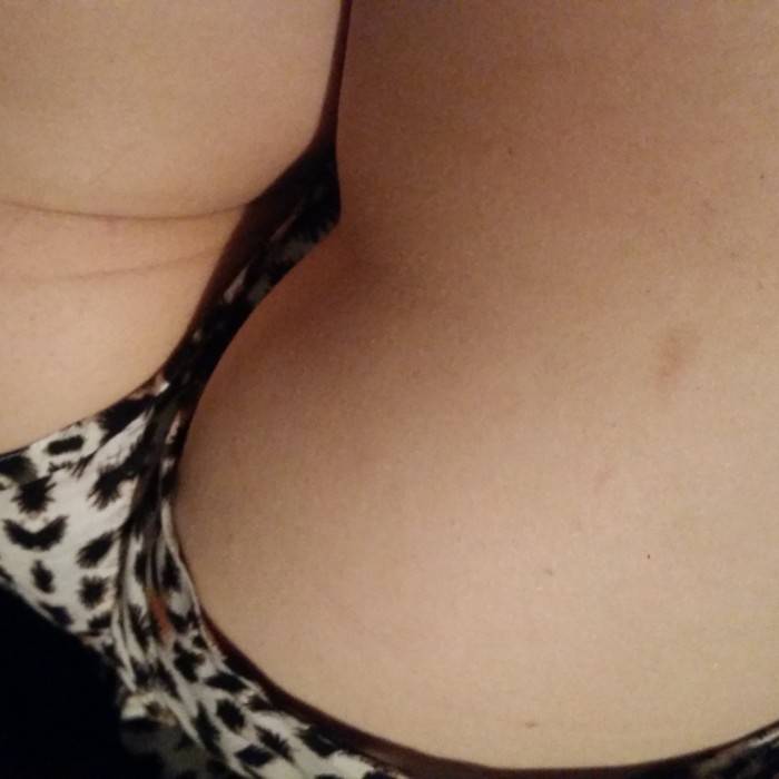 Pic #1 My wife's ass - rhin
