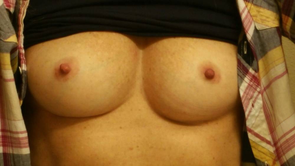 Pic #1 Small tits of my girlfriend - Sharewife