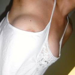 My medium tits - HtWifey