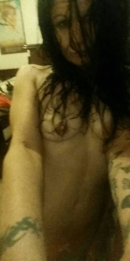 Pic #1 My medium tits - kyra
