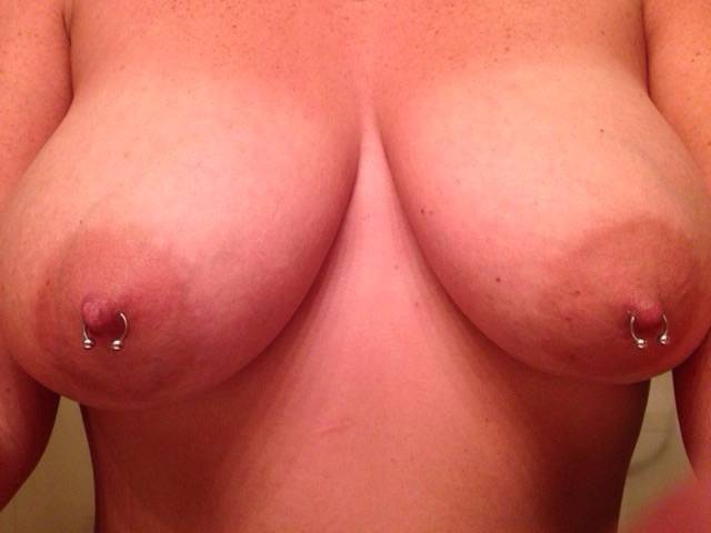 Pic #1 Medium tits of my girlfriend - Candy