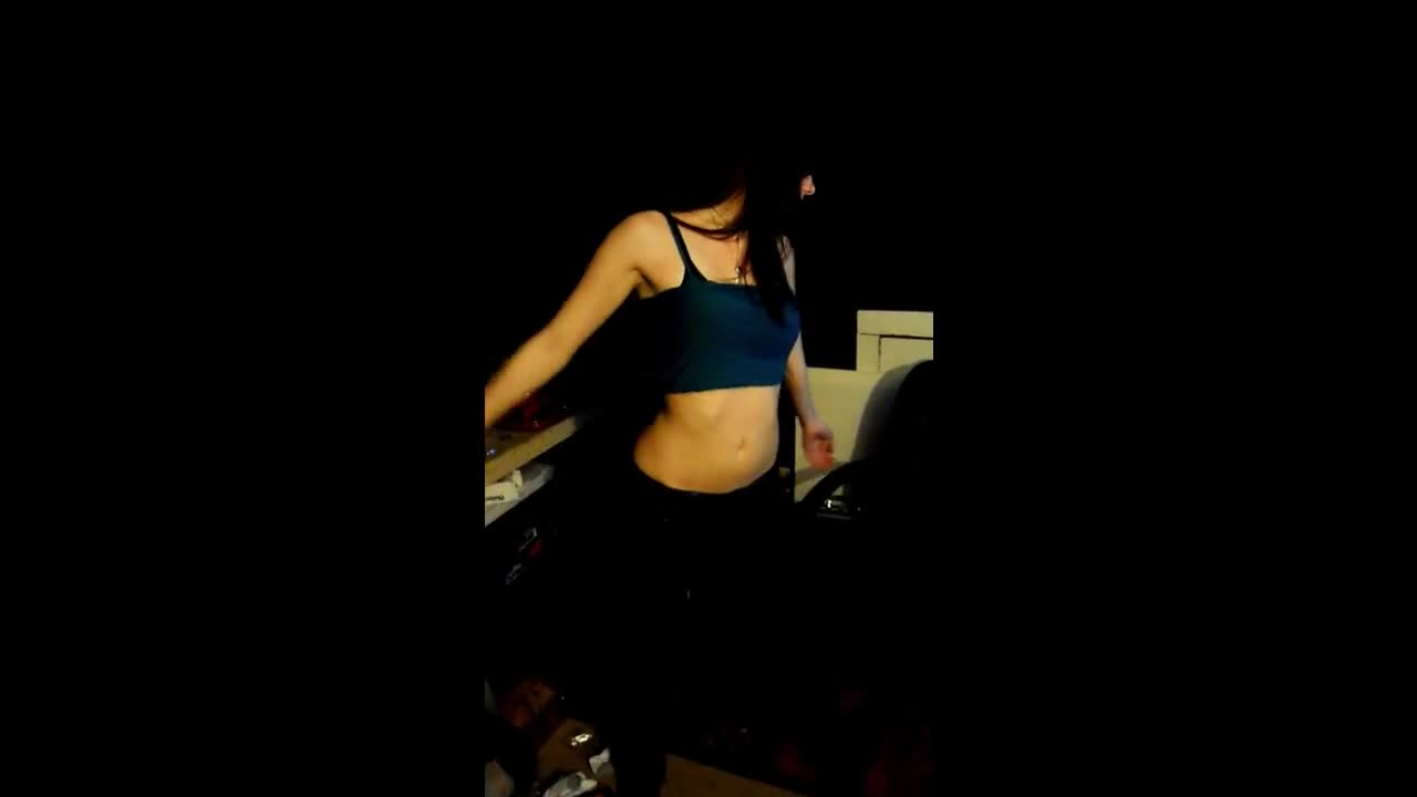 Pic #1Dancing Topless - Brunette