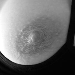 Medium tits of my girlfriend - japot