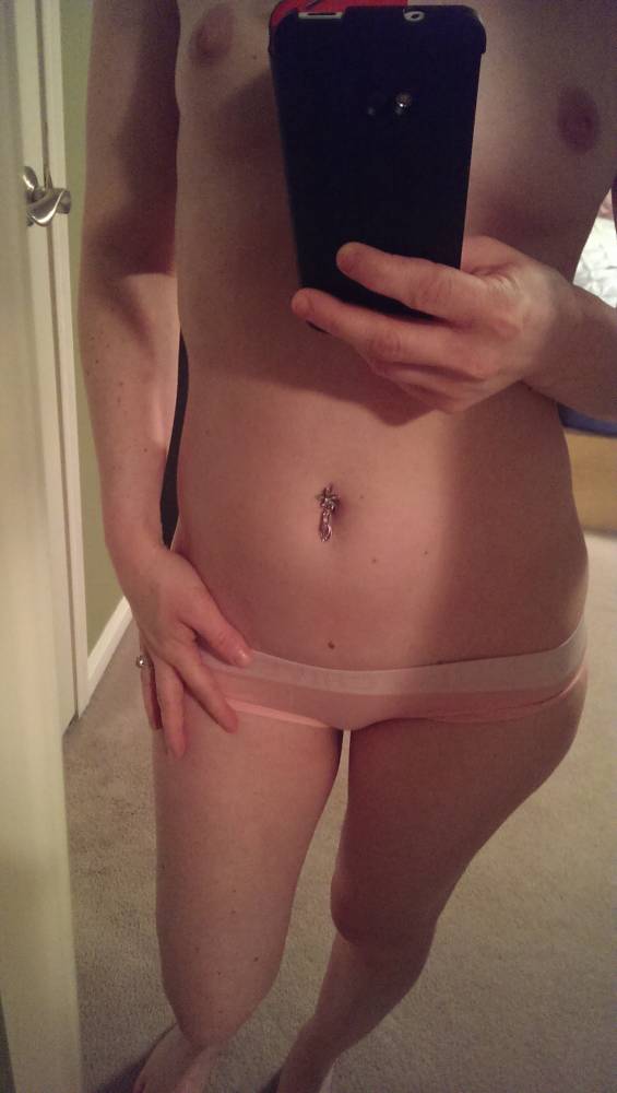 Pic #1 My very small tits - xxmagnoliaxx