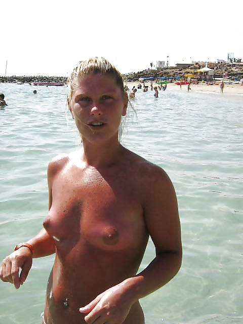 Pic #1 Very small tits of a co-worker - Sexy uk girl