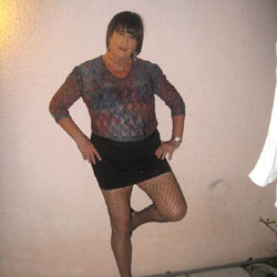 Pic #1M* Twins On The Way Out