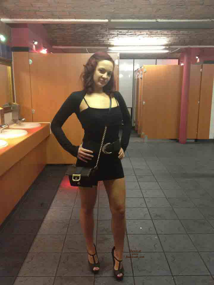 Pic #1Hello.. Fill My Ass With Hot Spunk