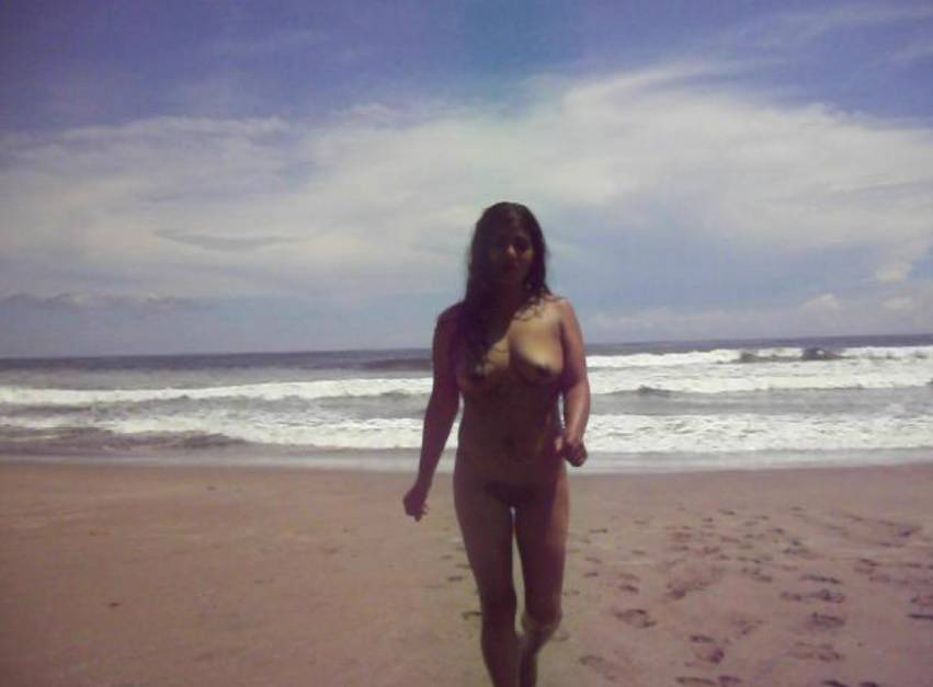 Pic #1 Medium tits of my wife - Rosa