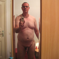 Pic #1M* Schwanz Outdoor Slut Harry
