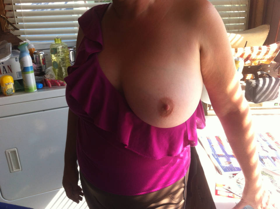 Pic #1 Large tits of my wife - Canadian Made