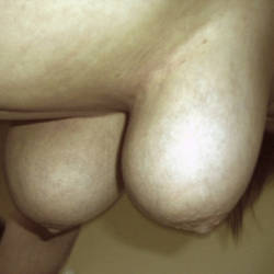 Large tits of my girlfriend - Rose