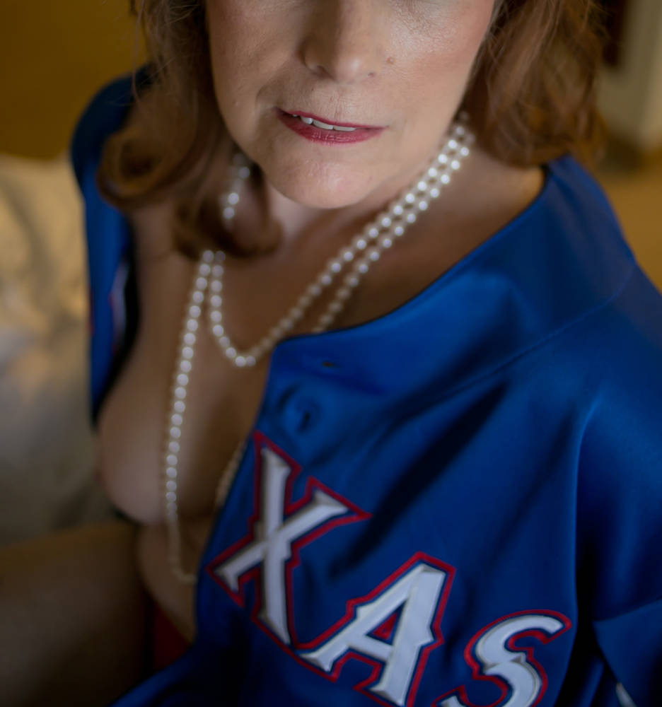 Pic #1 Medium tits of my girlfriend - Sexy Pearls