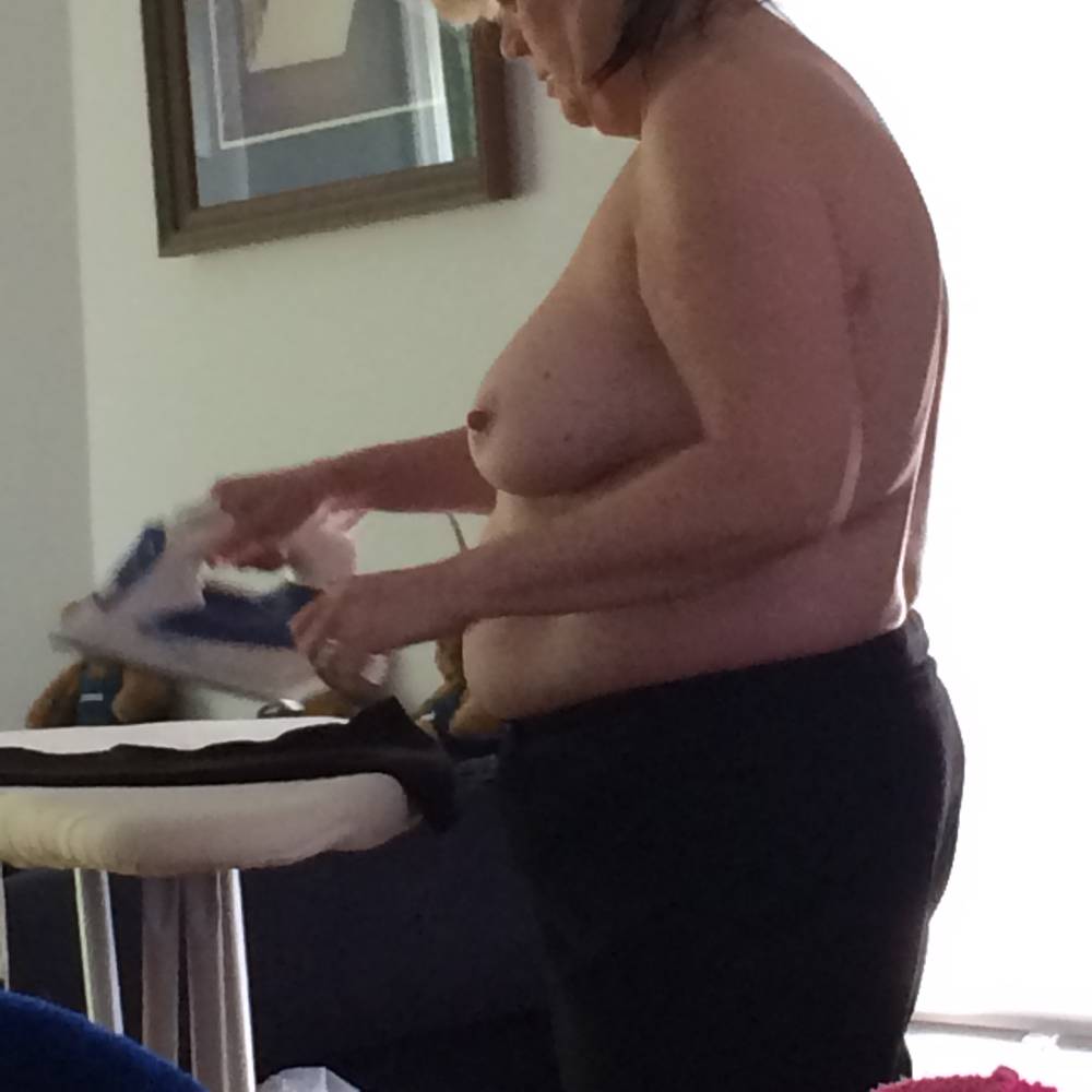 Pic #1 Large tits of my wife - kimberly